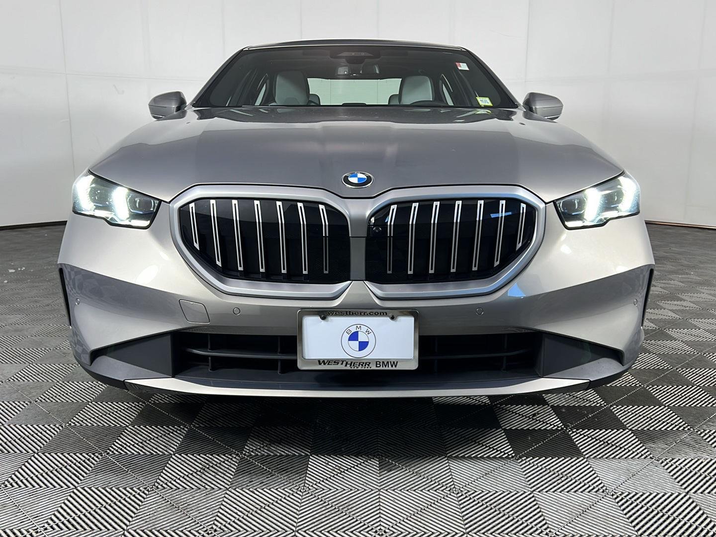 Certified Used 2024 Oxide Grey Metallic BMW 540i xDrive image 13