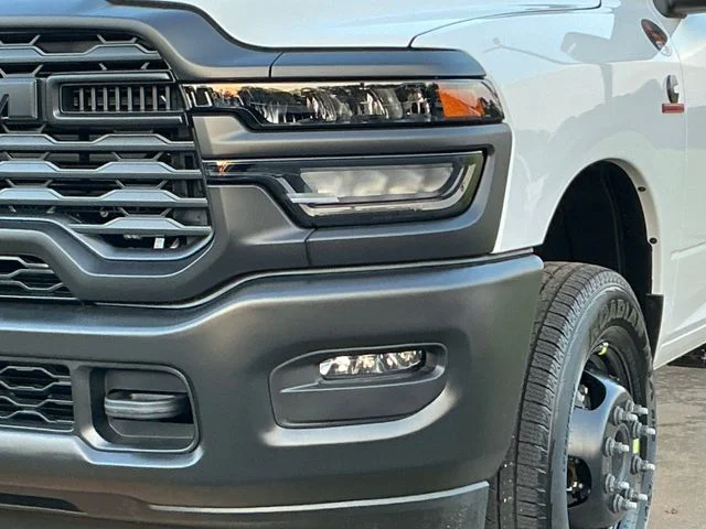2027 RAM Ram 3500 Chassis Cab Tradesman - Photo 11