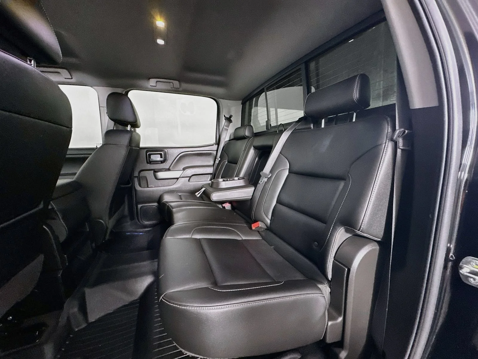 Used 2019 BLACK Chevrolet LTZ image 26