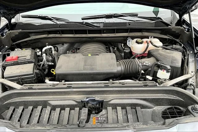 Used 2023 Pacific Blue Metallic GMC Denali Ultimate image 31