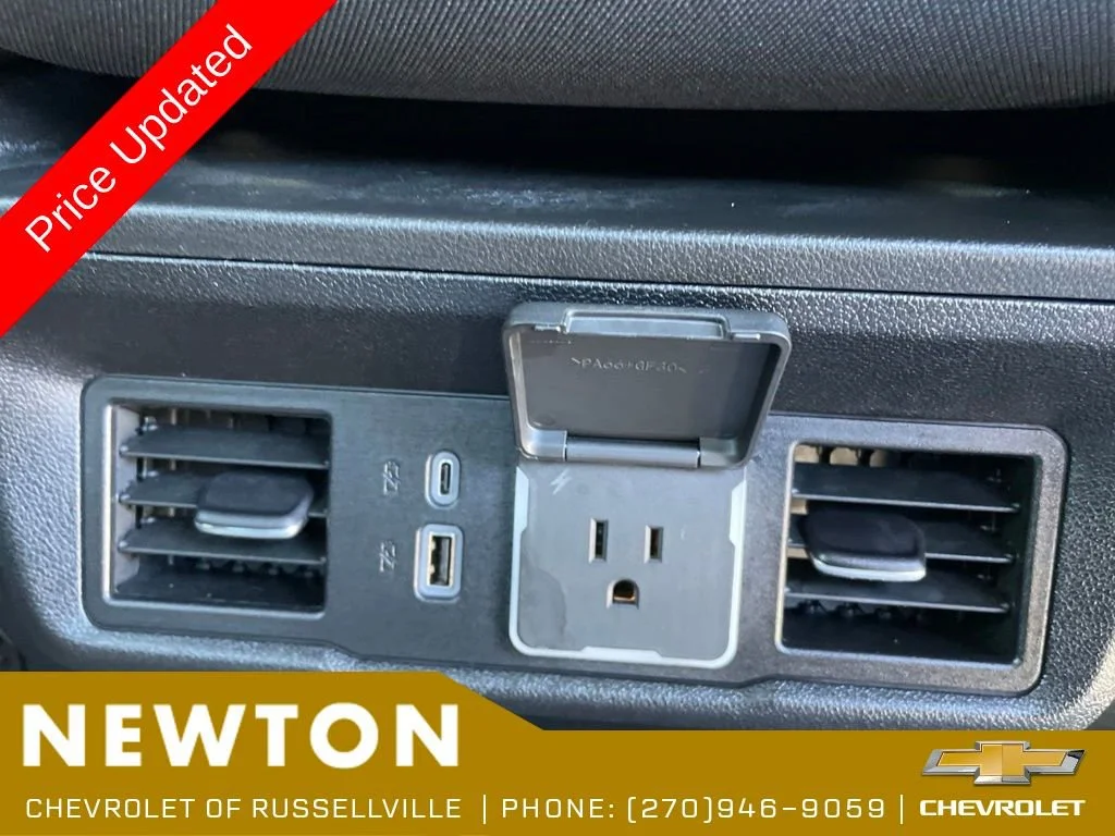 Used 2025 Cypress Gray Chevrolet LT (2FL) image 21
