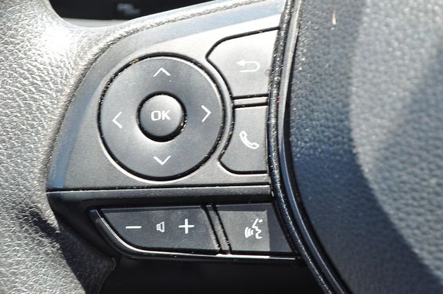 Used 2025 Silver Toyota XLE image 31