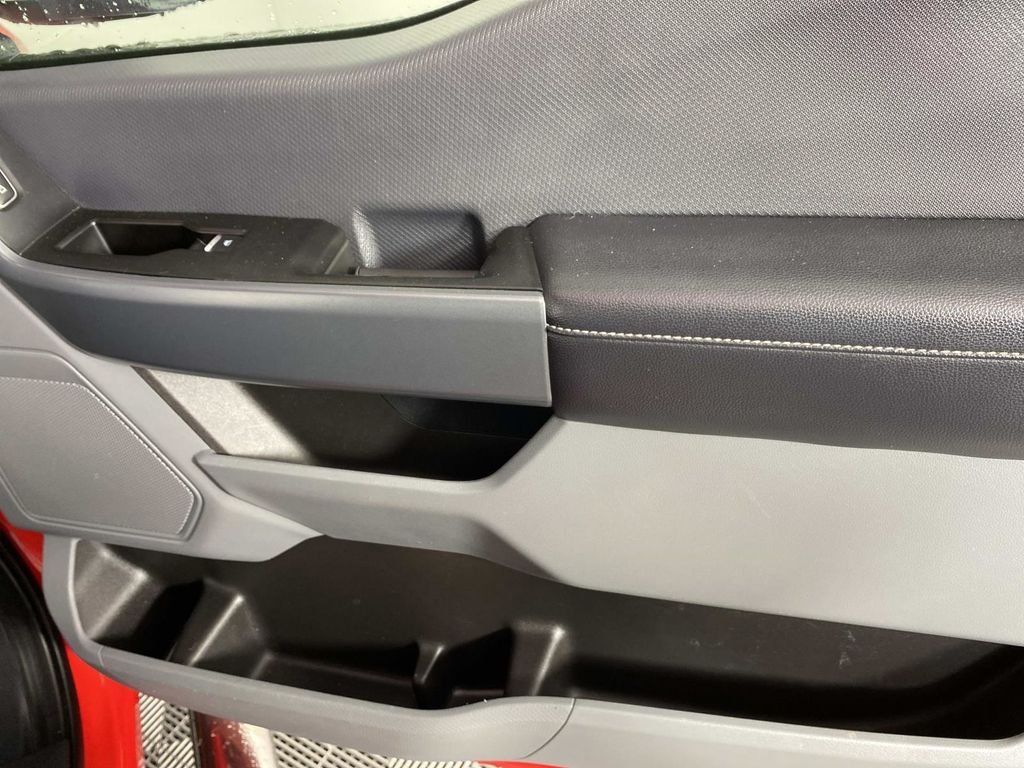 Used 2021 Red Ford XLT image 22