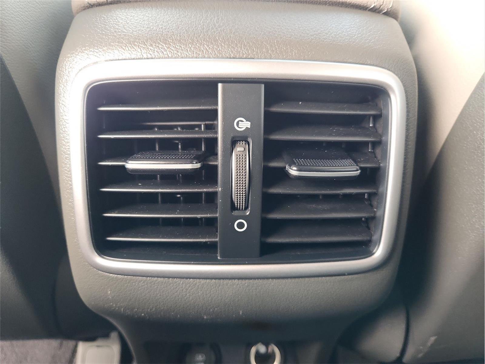 Used 2017 Silver Kia EX image 20