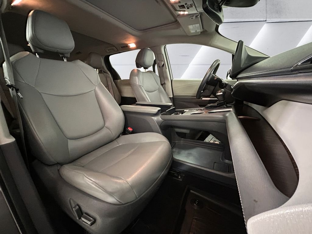 Used 2021 Gray Toyota XLE image 14