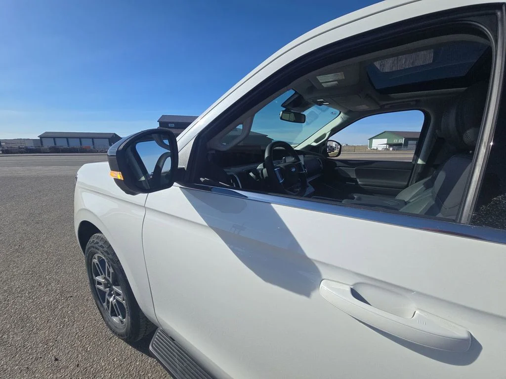 New 2026 Star White Metallic Tri-Coat Ford MAX Active image 21