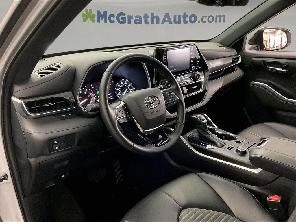 Used 2021 Silver Toyota XSE image 17