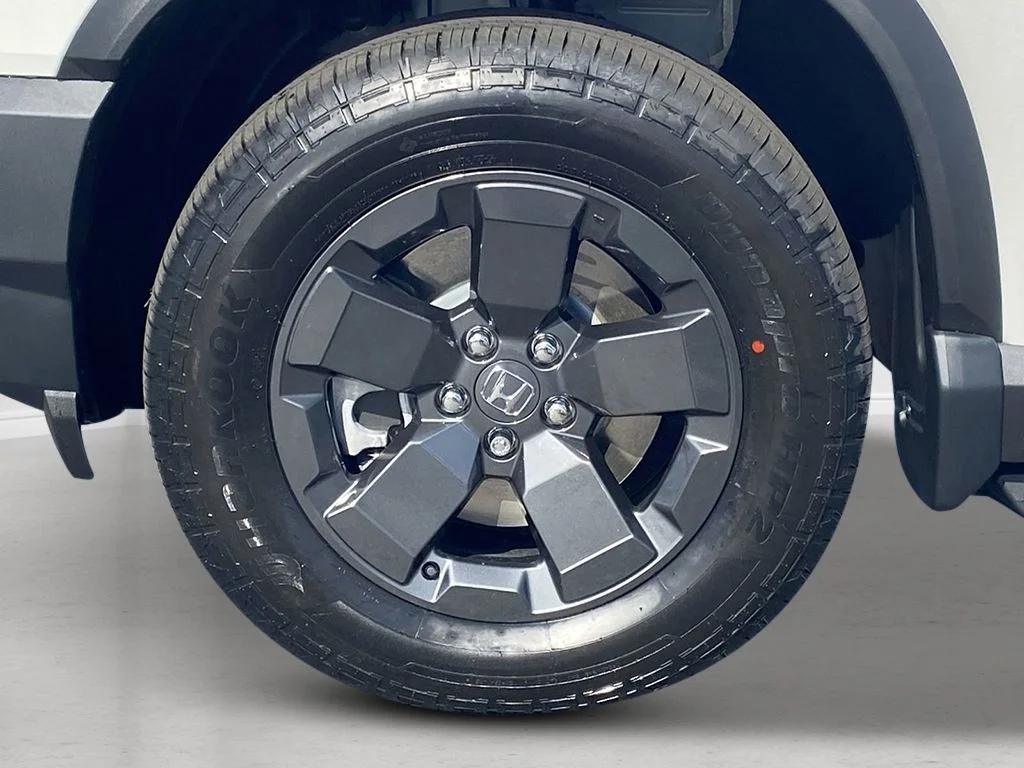 New 2026 Platinum White Pearl Honda RTL Towing image 8