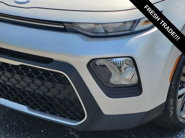 Used 2021 Silver Kia S image 7