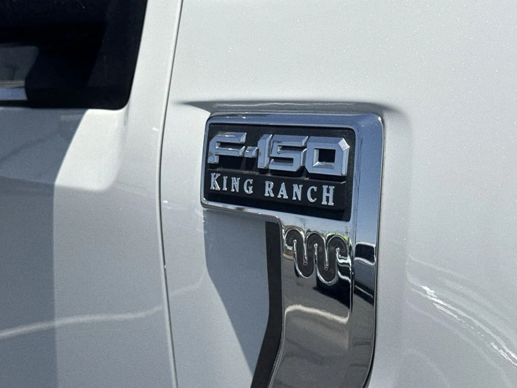 Used 2022 White Ford King Ranch image 32