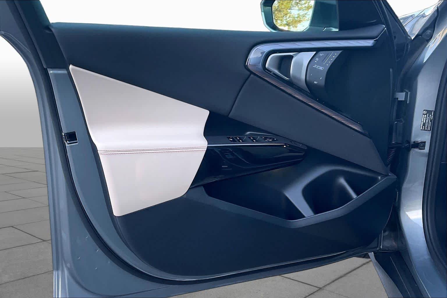 New 2026 Skyscraper Grey Metallic BMW 30 xDrive image 10