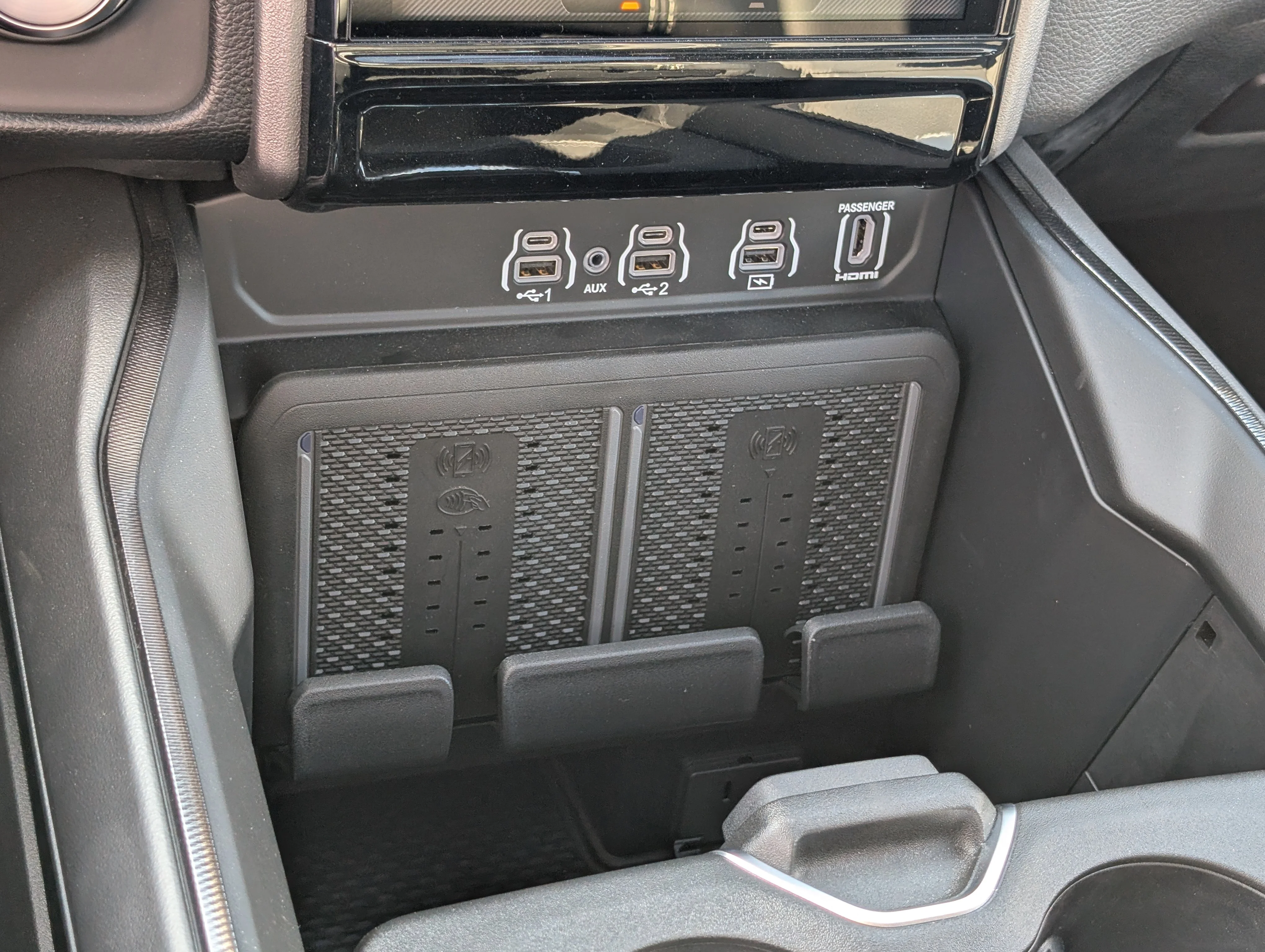 New 2026 Diamond Black Crystal Pearl Ram Sport image 32