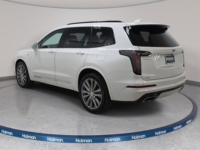 Used 2020 White Cadillac Sport image 8