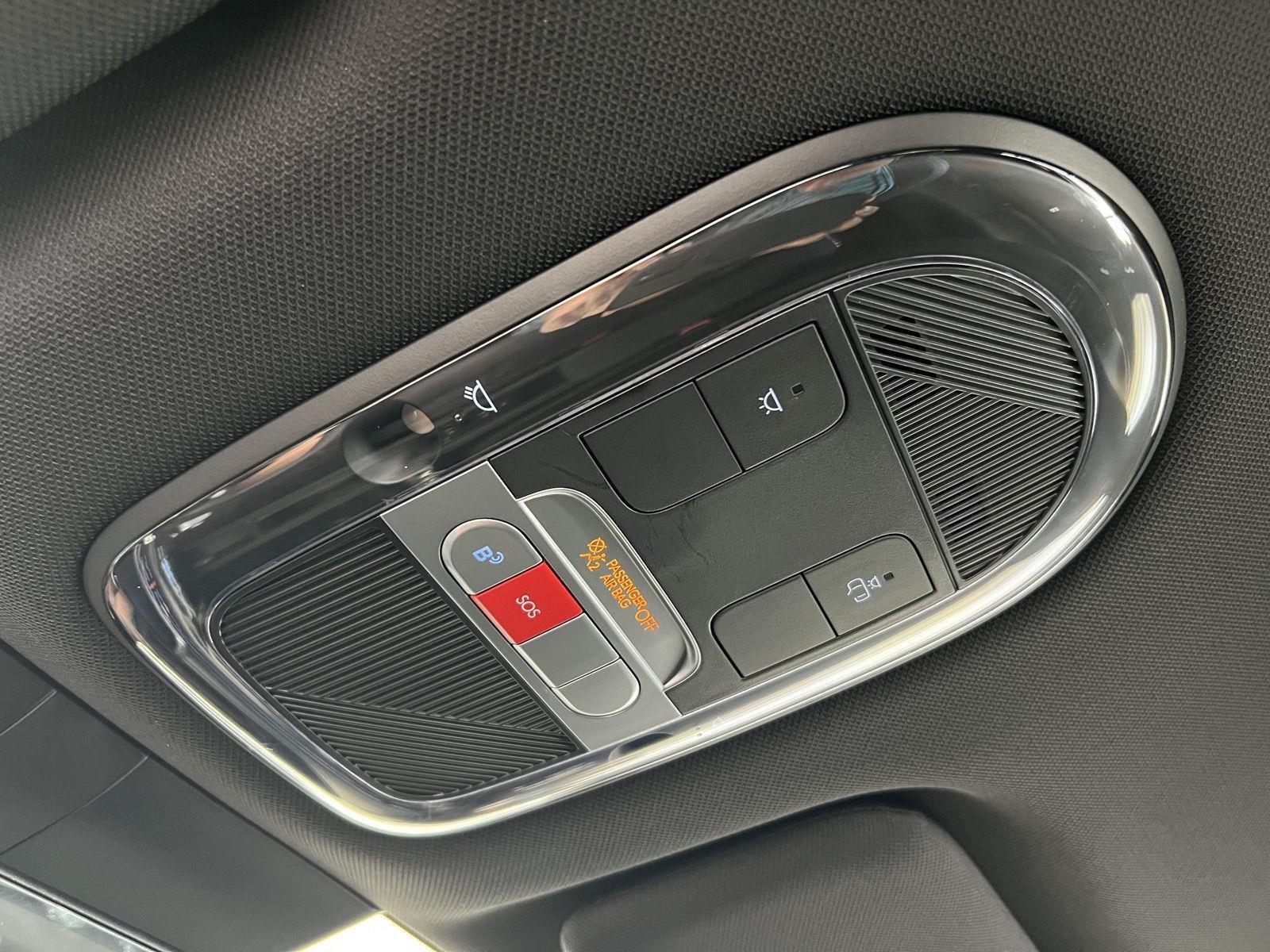 Used 2025 Ultimate Red Hyundai SEL image 20