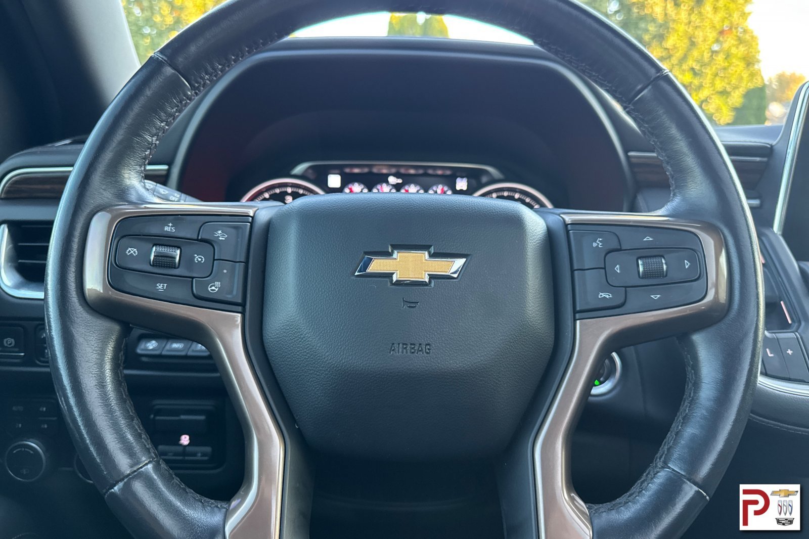 Used 2021 White Chevrolet High Country image 31