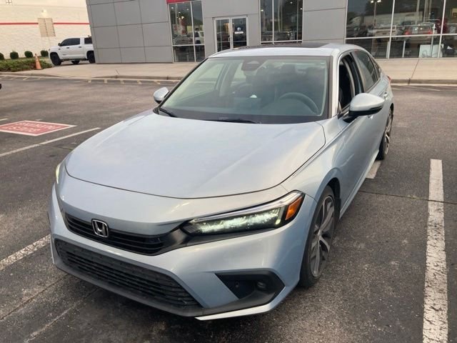 Used 2022 Silver Honda Touring image 1