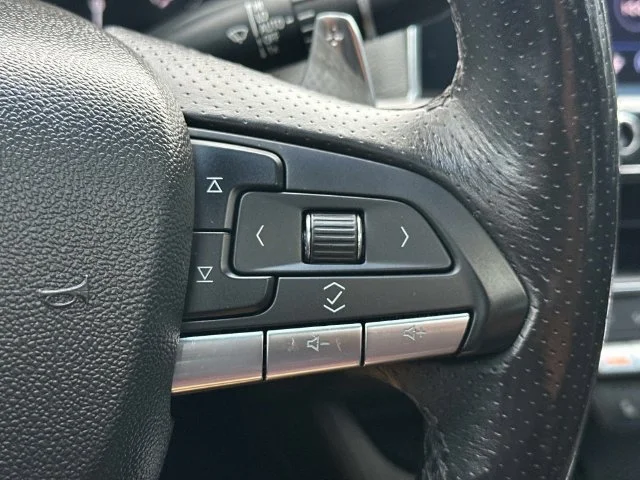 Used 2020 Black Cadillac Sport image 26