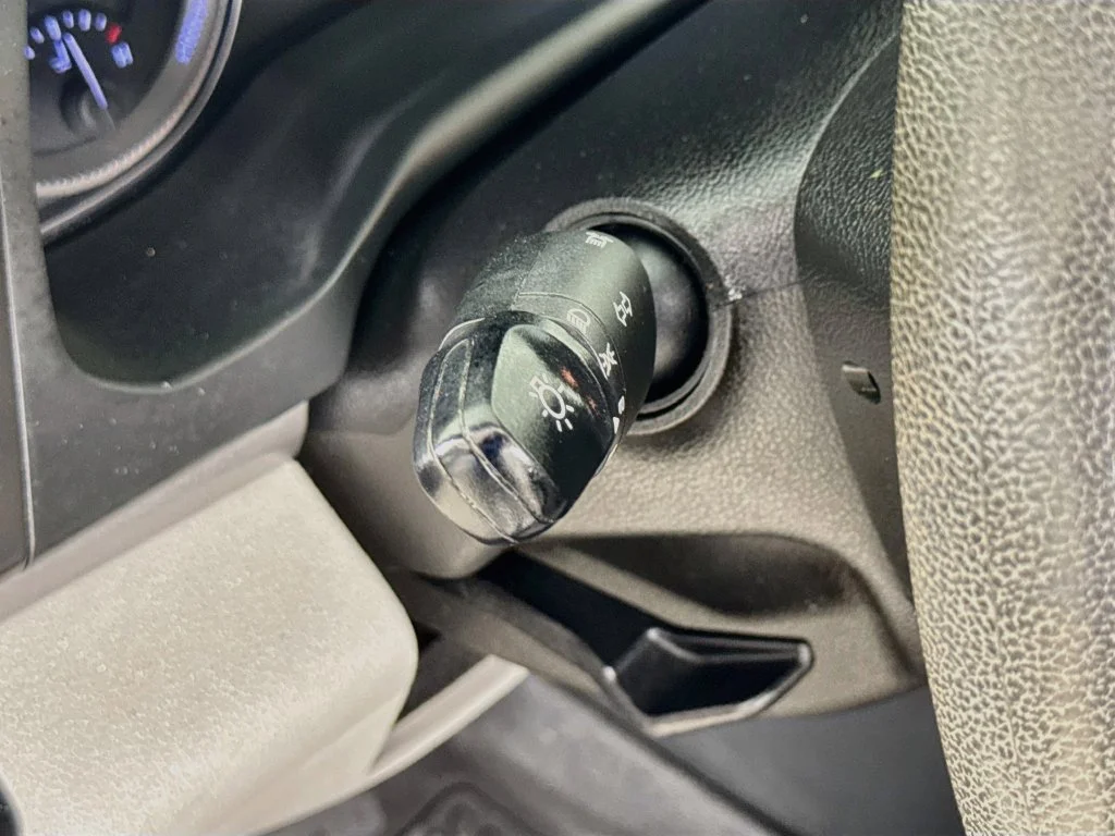 Used 2020 Black Hyundai SEL image 10