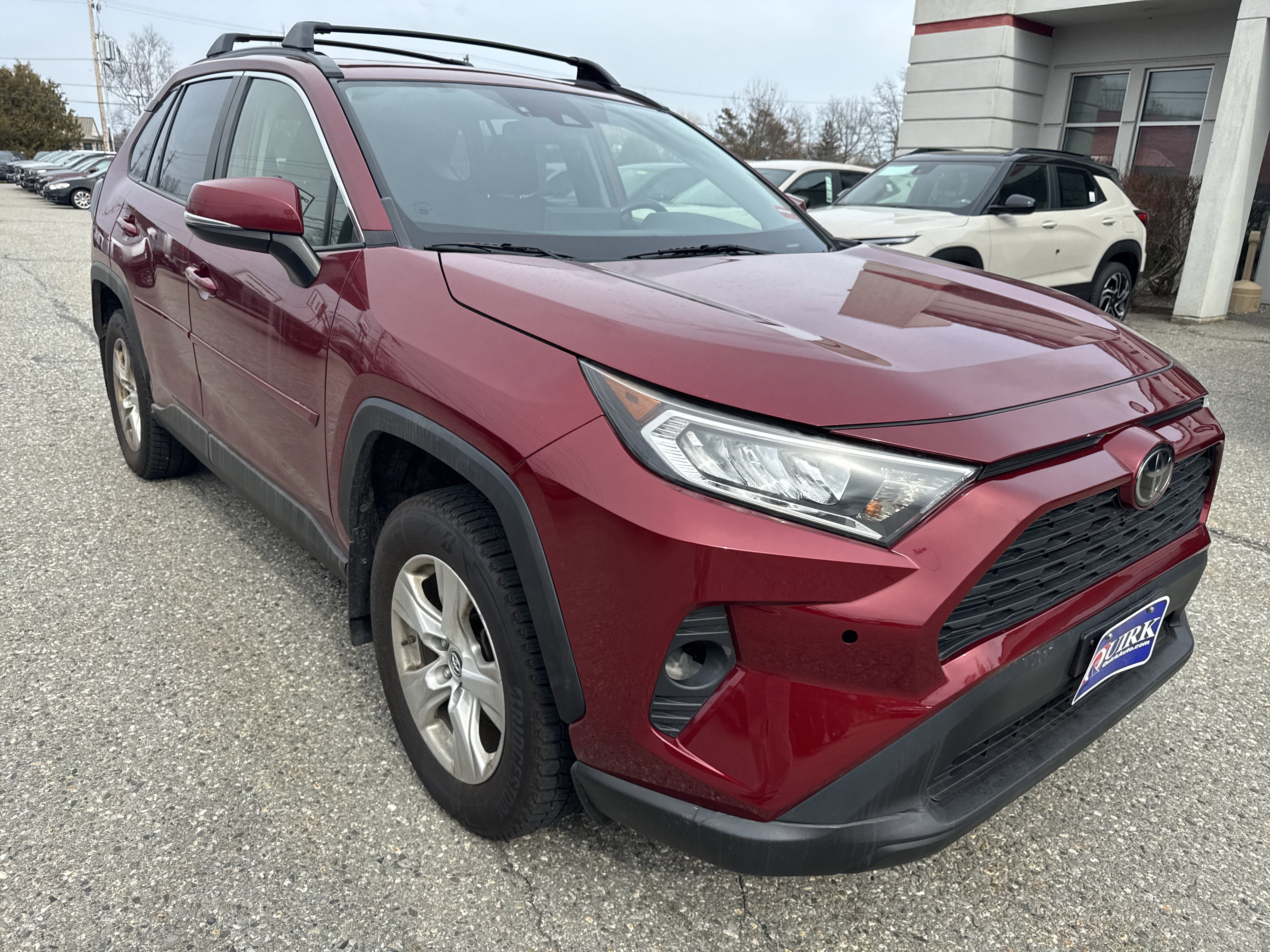 Used 2019 Ruby Flare Pearl Toyota XLE image 3