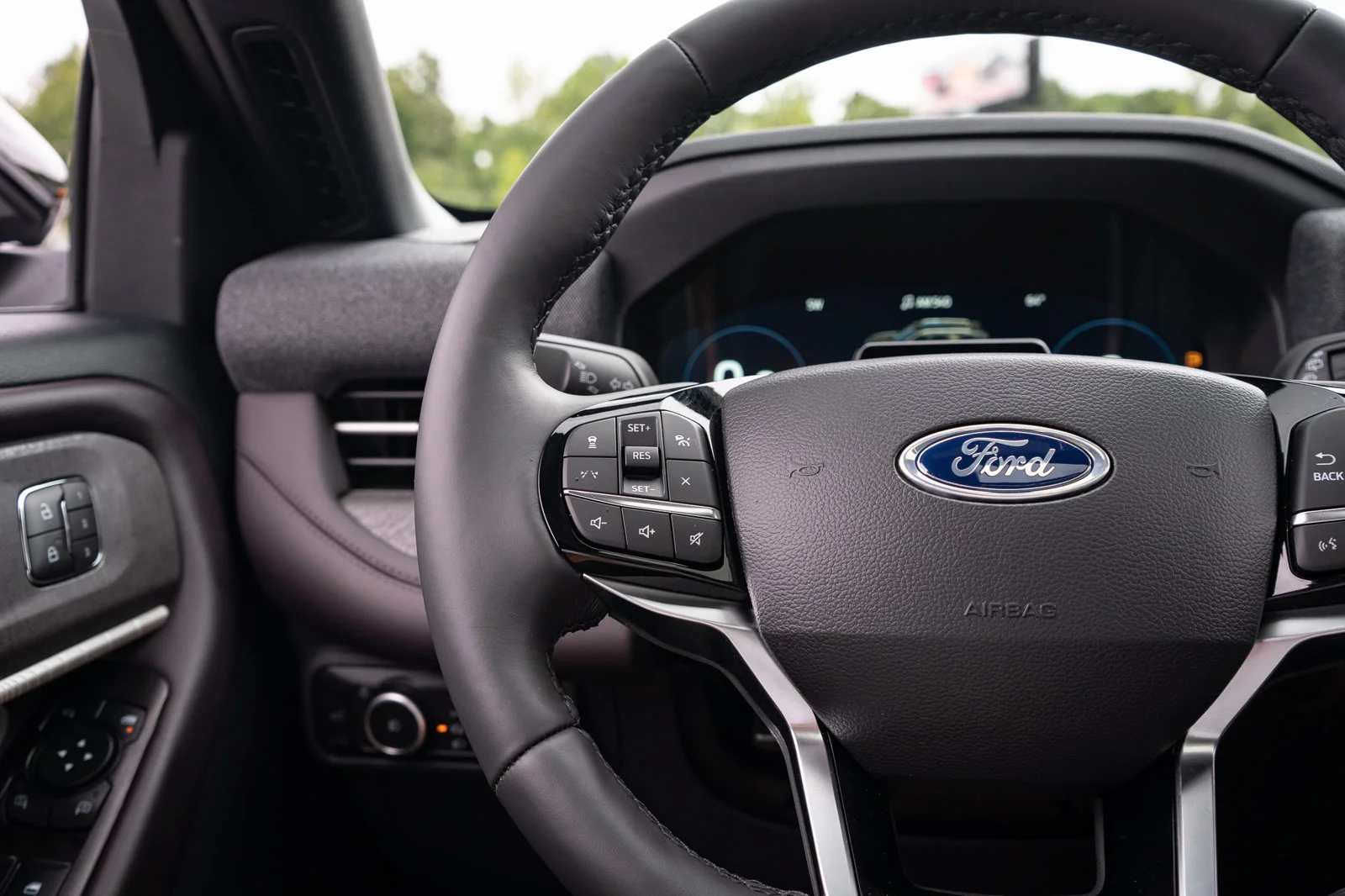 New 2027 Carbonized Gray Metallic Ford Platinum™ image 50