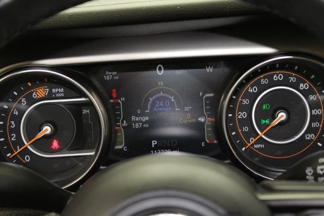 Used 2019 Silver Jeep Unlimited Sport S image 19