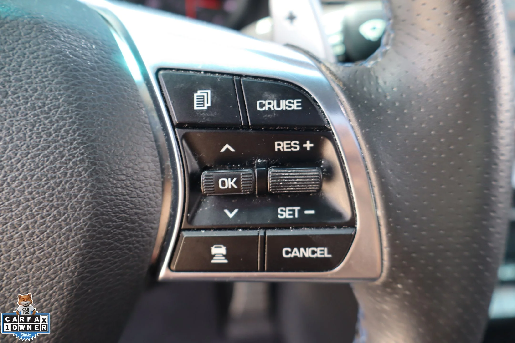 Used 2018 Gray Hyundai Limited image 17