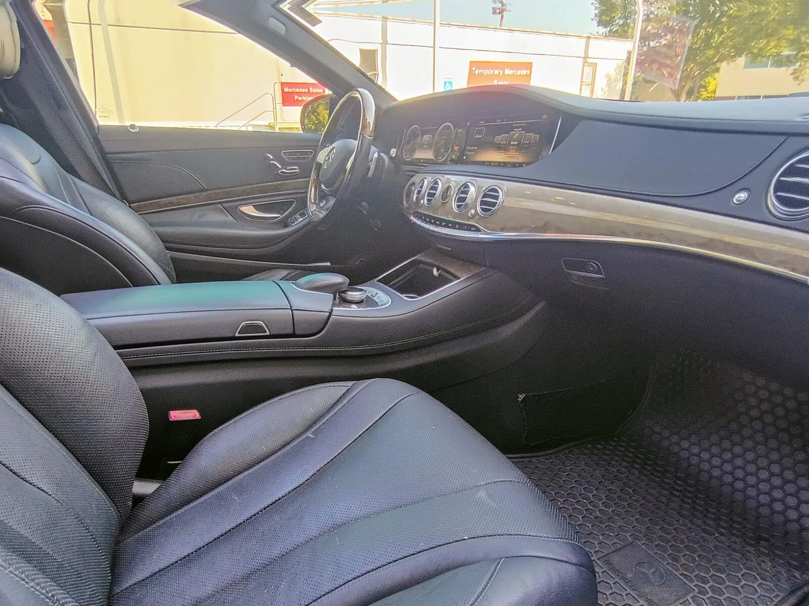 Used 2014 Black Mercedes-Benz S 550 image 11