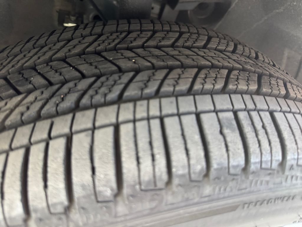 Used 2025 Blue Nissan SR image 22