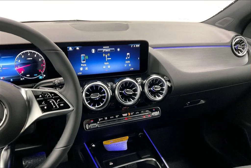 New 2026 Night Black Mercedes-Benz GLA 250 image 18