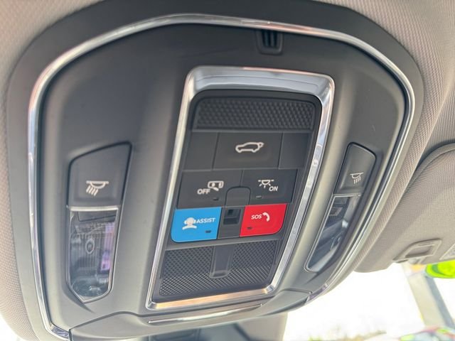 Used 2023 White Jeep Limited image 27
