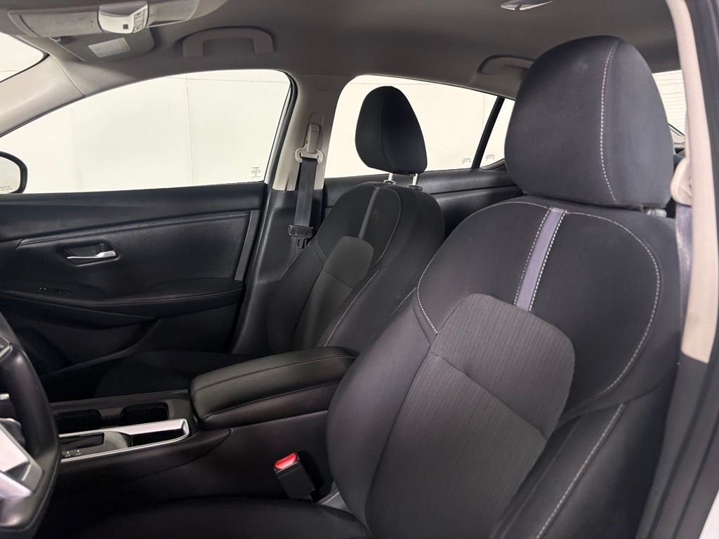 Used 2024 White Nissan SV image 16