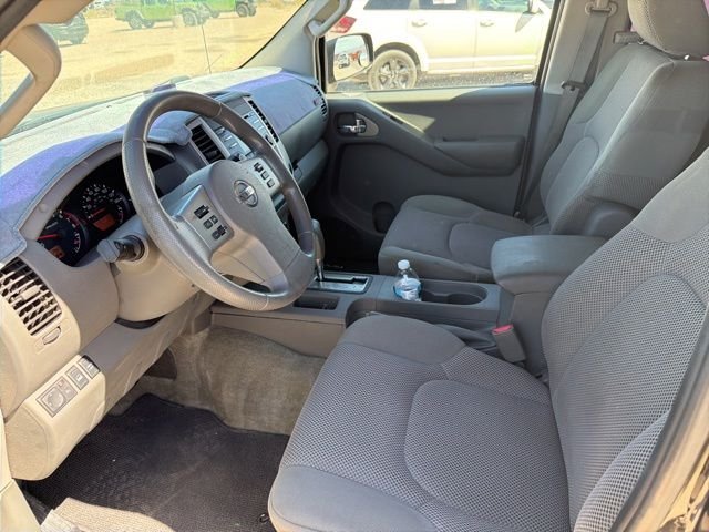 Used 2014 Black Nissan SV image 5