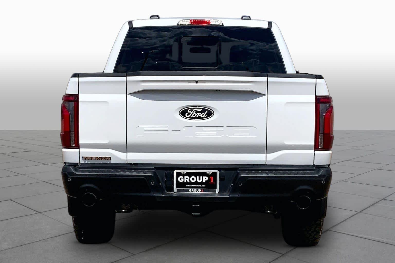 Used 2025 Oxford White Ford Tremor image 5