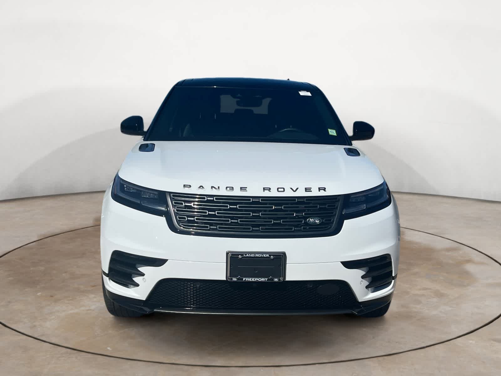 Certified Used 2026 Fuji White Land Rover Dynamic SE image 8
