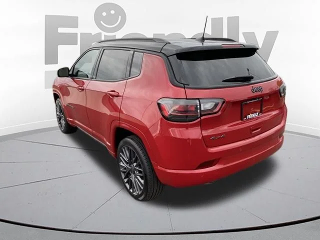 Used 2023 Red Jeep Limited image 7
