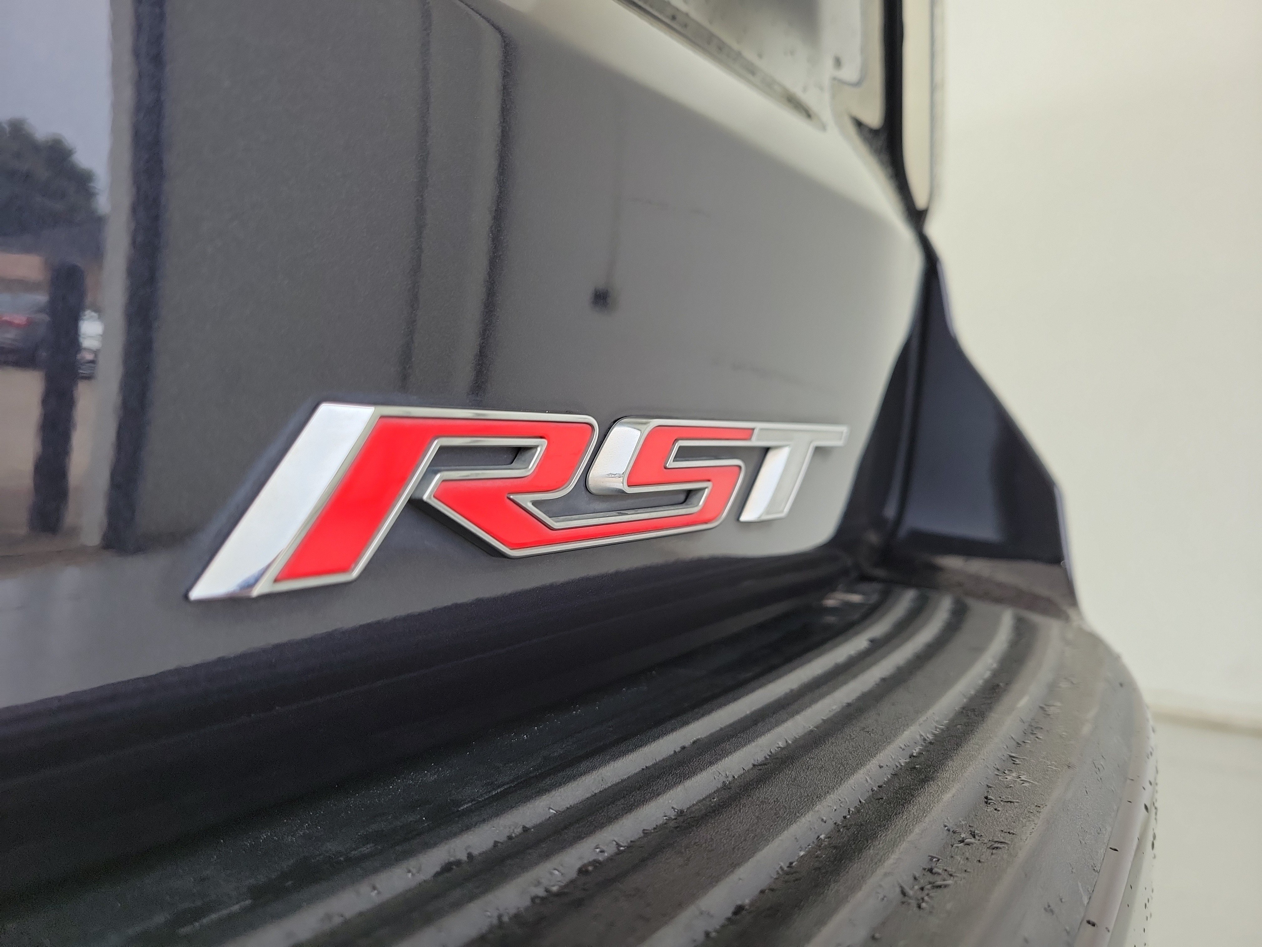 Used 2023 Dark Ash Metallic Chevrolet RST image 9