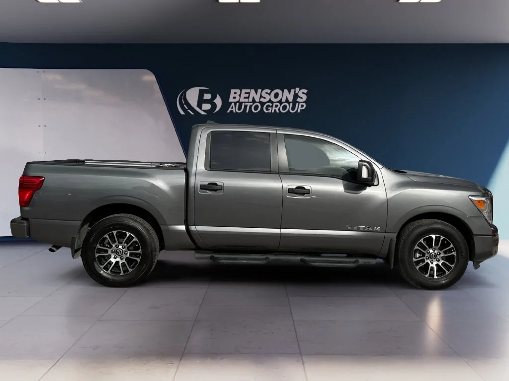 Used 2024 Gray Nissan SV image 6