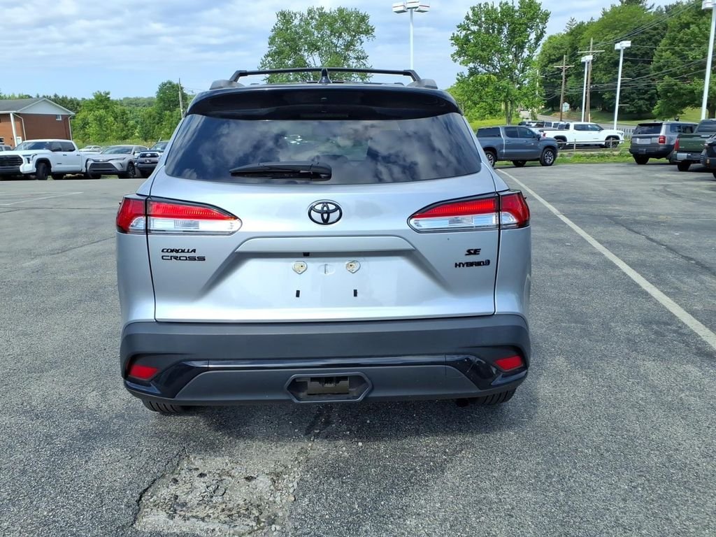 Used 2024 Sonic Silver/Jet Black Toyota Hybrid SE image 6
