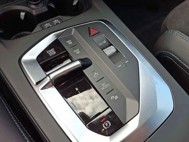 2026 BMW 2 Series M235 - Photo 12