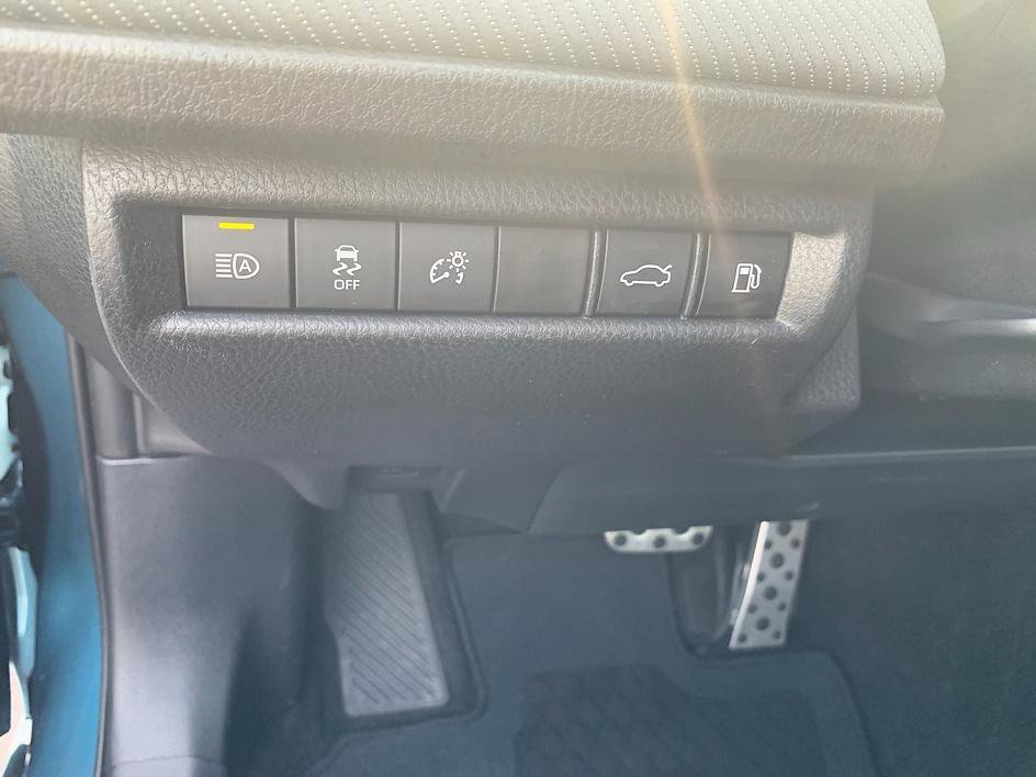 Used 2025 Ocean Toyota SE image 22