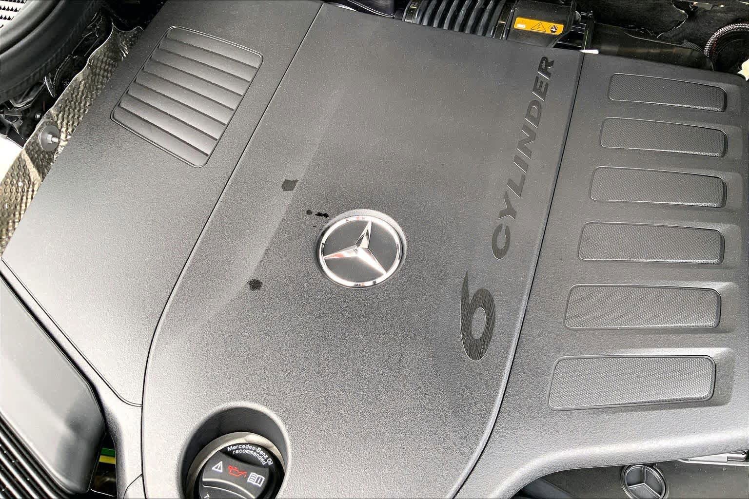New 2026 Polar White Mercedes-Benz GLE 450 image 26