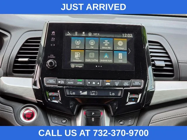 Certified Used 2022 Lunar Silver Metallic Honda EX-L image 26