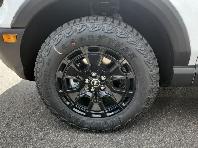 New 2026 Oxford White Ford Badlands® image 12