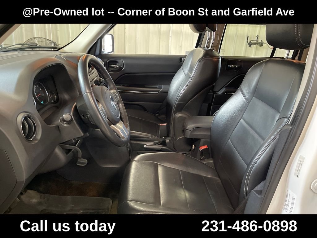 Used 2013 White Jeep Limited image 14