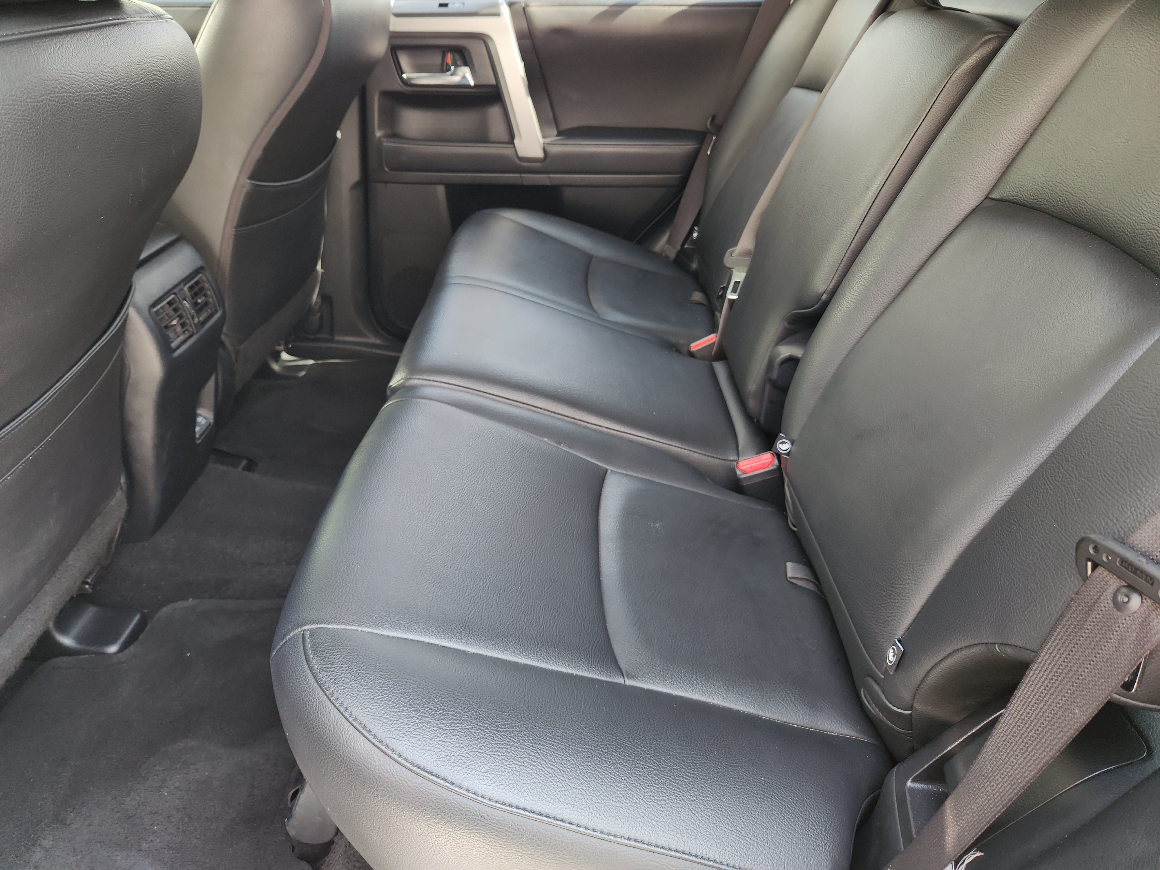 Used 2021 Magnetic Gray Metallic Toyota SR5 image 31