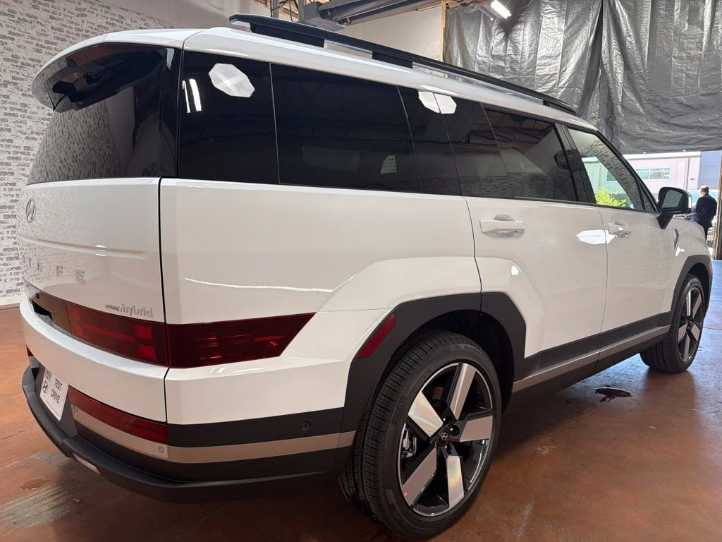 New 2027 Serenity White Hyundai Limited image 7