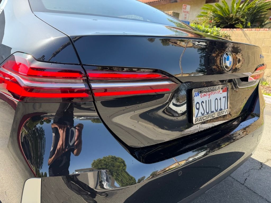 Used 2026 Black BMW 530i image 9