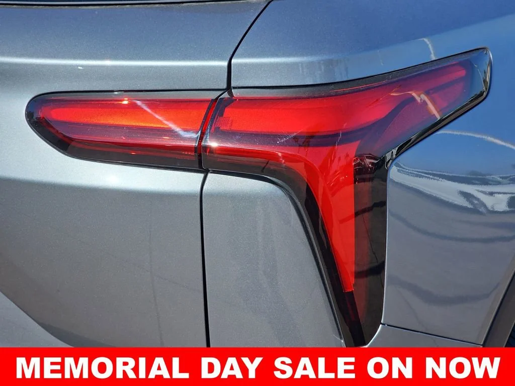 2025 Chevrolet Blazer EV LT - Photo 40