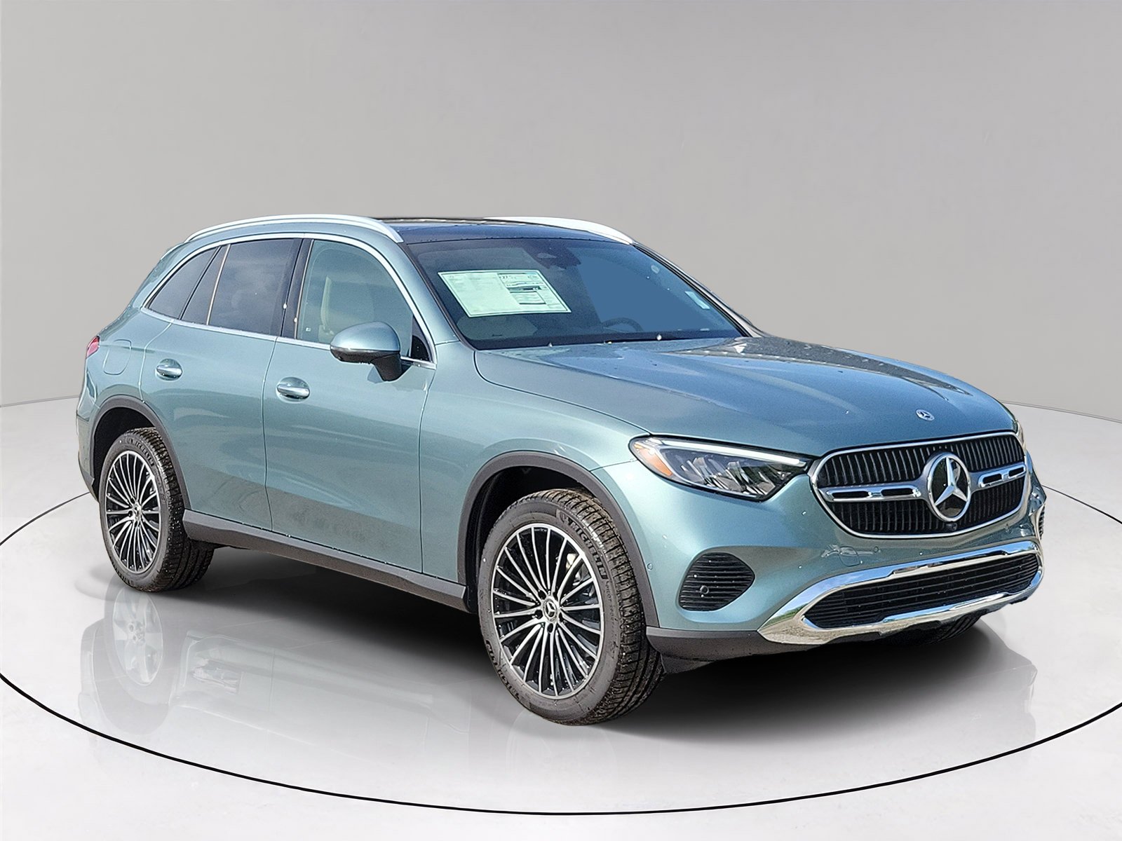 New 2026 Verde Silver Metallic Mercedes-Benz GLC 300 image 31