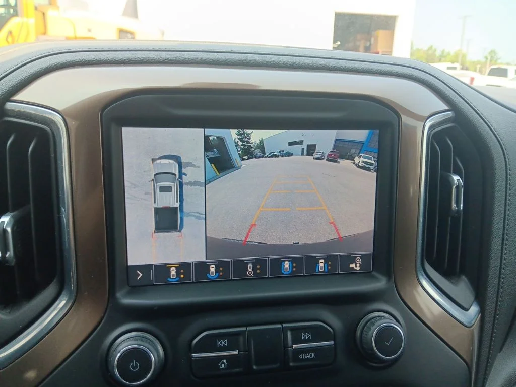 Used 2019 Havana Brown Metallic Chevrolet High Country image 22